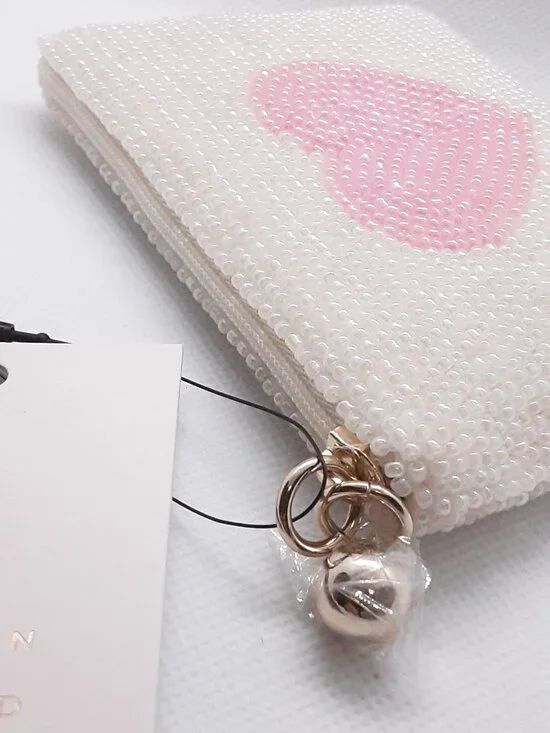 NEW pink heart hand beaded zippered change purse - Picture 6 of 7